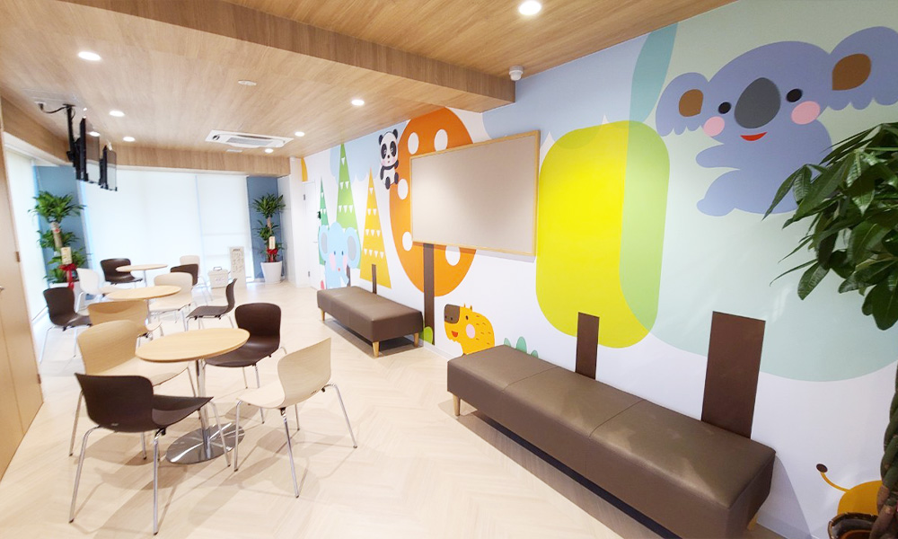 子どもが安心できる医院内装設計｜小児アレルギークリニック施工事例